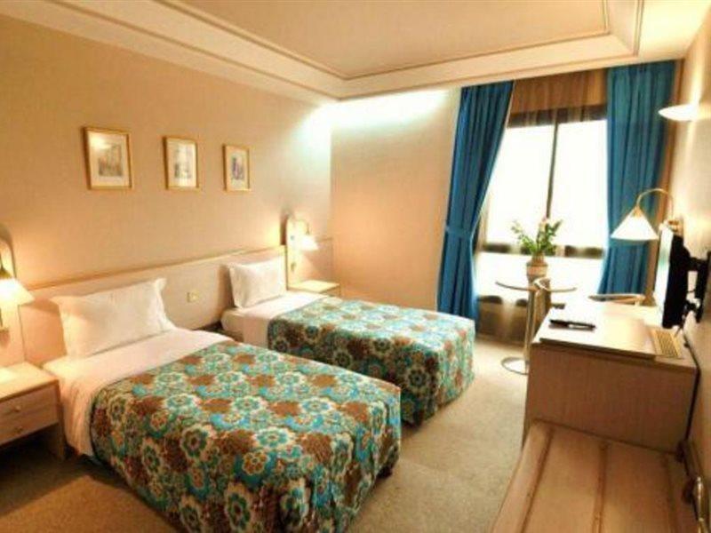 Hotel Wassim Fez Zewnętrze zdjęcie